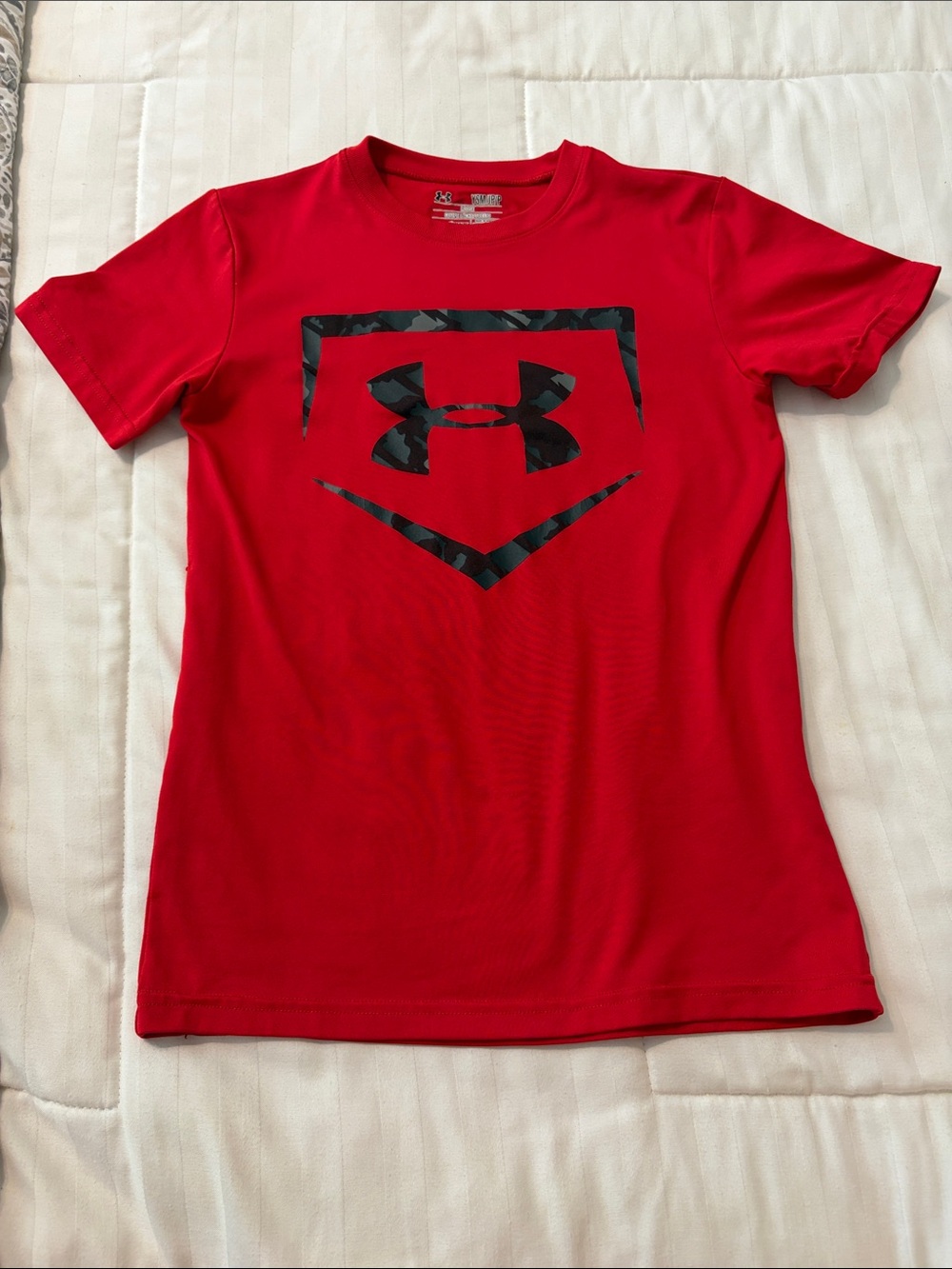 Under Armour Kids Red Short Sleeve Tee with Black Camo Logo